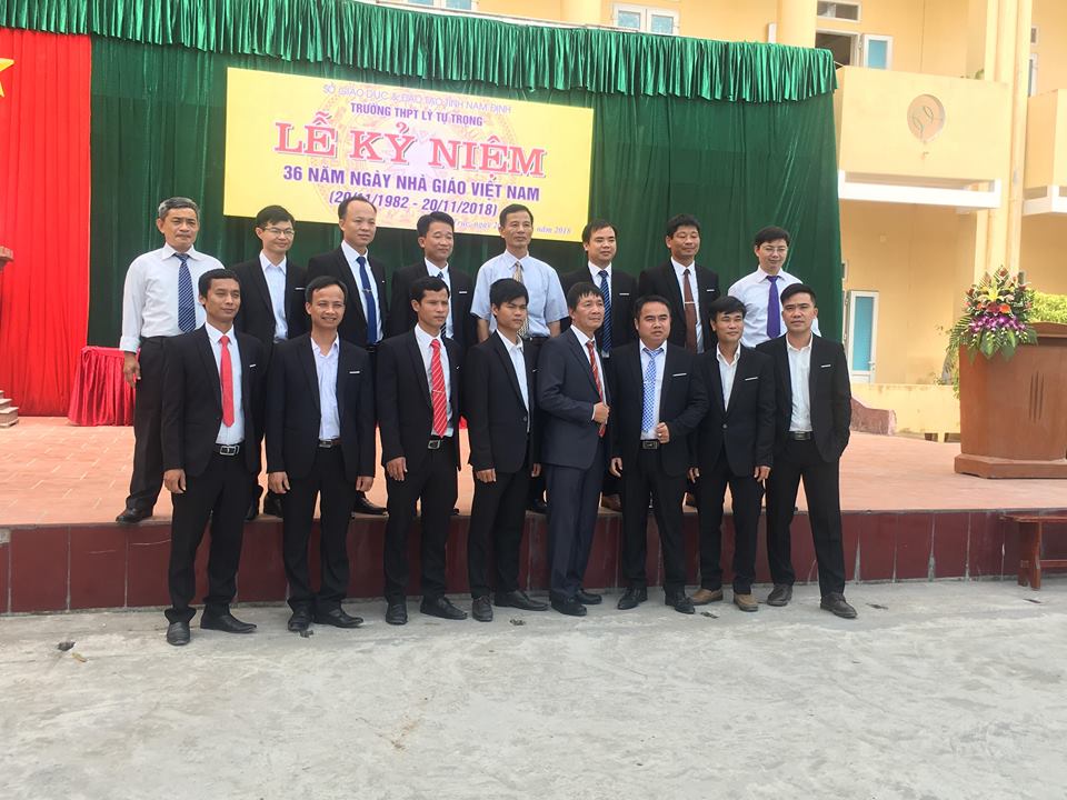 Cán bộ - Giáo viên Nam
