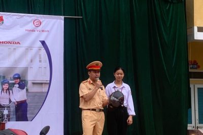 CHƯƠNG TRÌNH: “AN TOÀN GIAO THÔNG CHO NỤ CƯỜI NGÀY MAI”