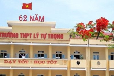 KẾ HOACH: Triển khai tiêm vắc-xin phòng COVID-19 cho học sinh từ 12 đến 17 tuổi trong các cơ sở giáo dục trên địa bàn tỉnh Nam Định